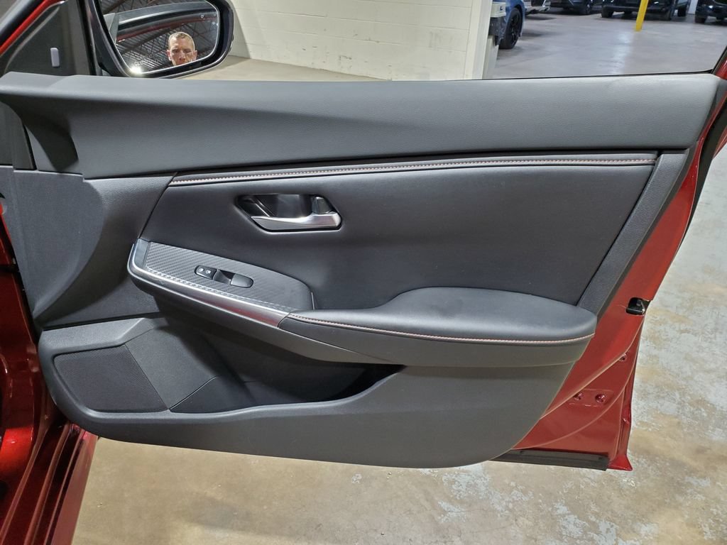 Used 2021 Nissan Sentra SR FWD image 15
