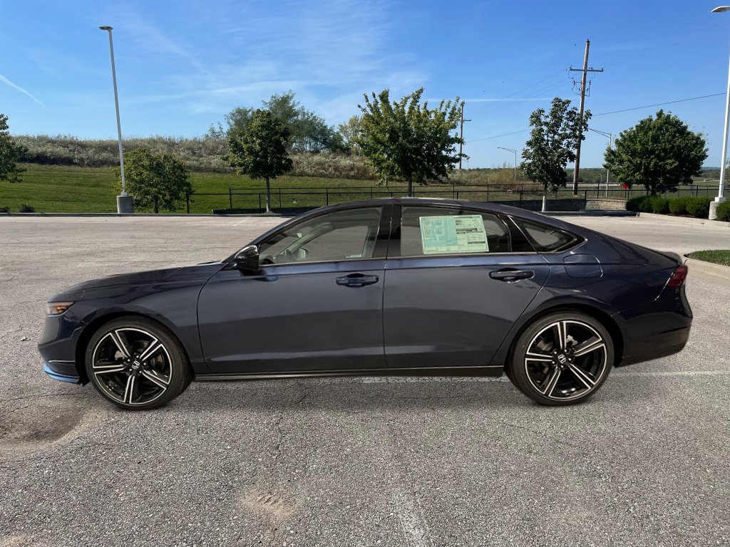 New 2026 Honda Accord SE image 3