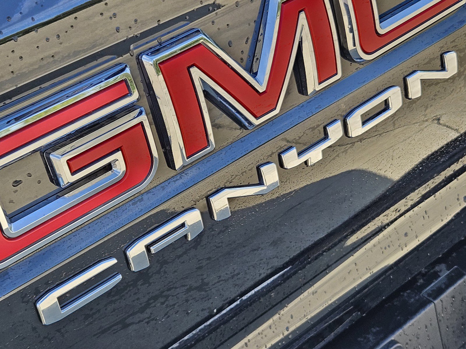 New 2026 GMC Canyon Elevation w/ Convenience Package RWD image 8