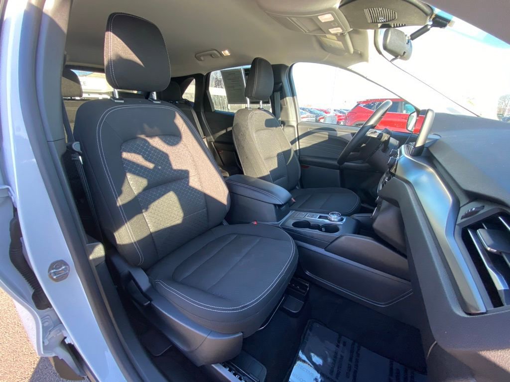 Used 2025 Ford Escape Active w/ Cold Weather Package image 28