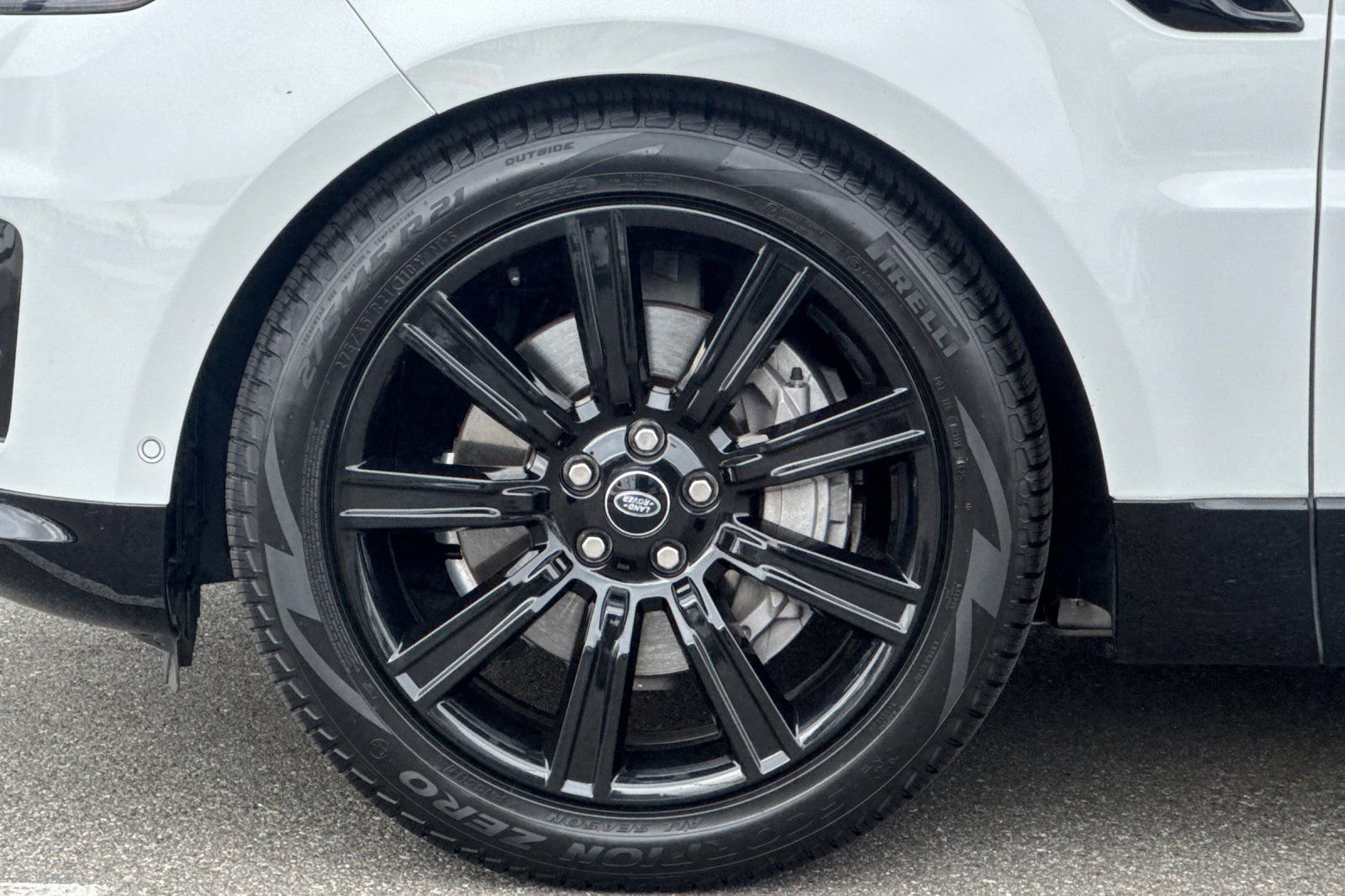 Used 2021 Land Rover Range Rover Sport HSE Silver Edition image 33