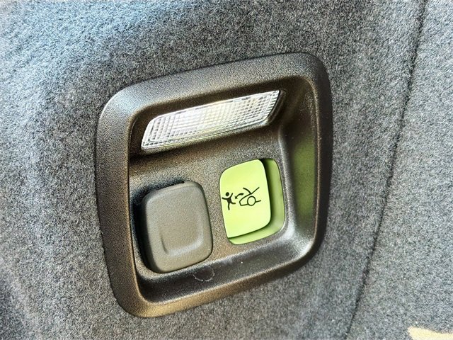 Used 2022 Chevrolet Corvette Stingray Preferred Conv w/ Z51 Performance Package image 21