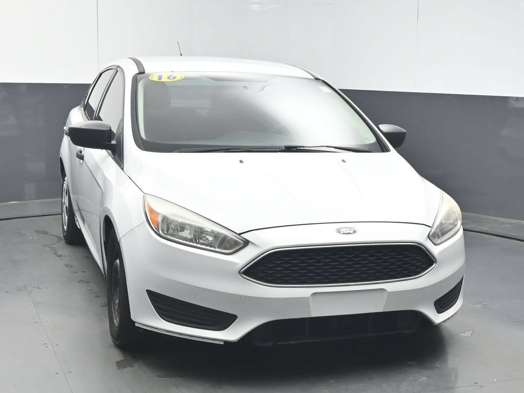 Used 2016 Ford Focus S FWD image 2