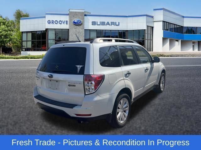 Used 2012 Subaru Forester 2.5X Limited AWD/4WD image 5