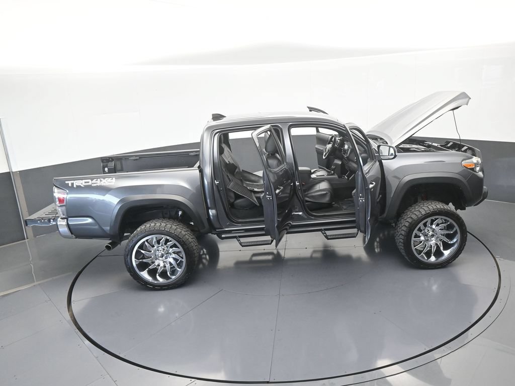Used 2022 Toyota Tacoma TRD Off-Road AWD/4WD image 64