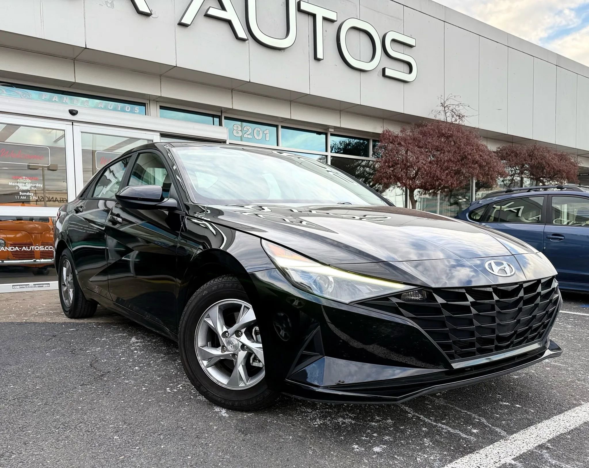 Used 2021 Hyundai Elantra SE w/ Cargo Package image 1