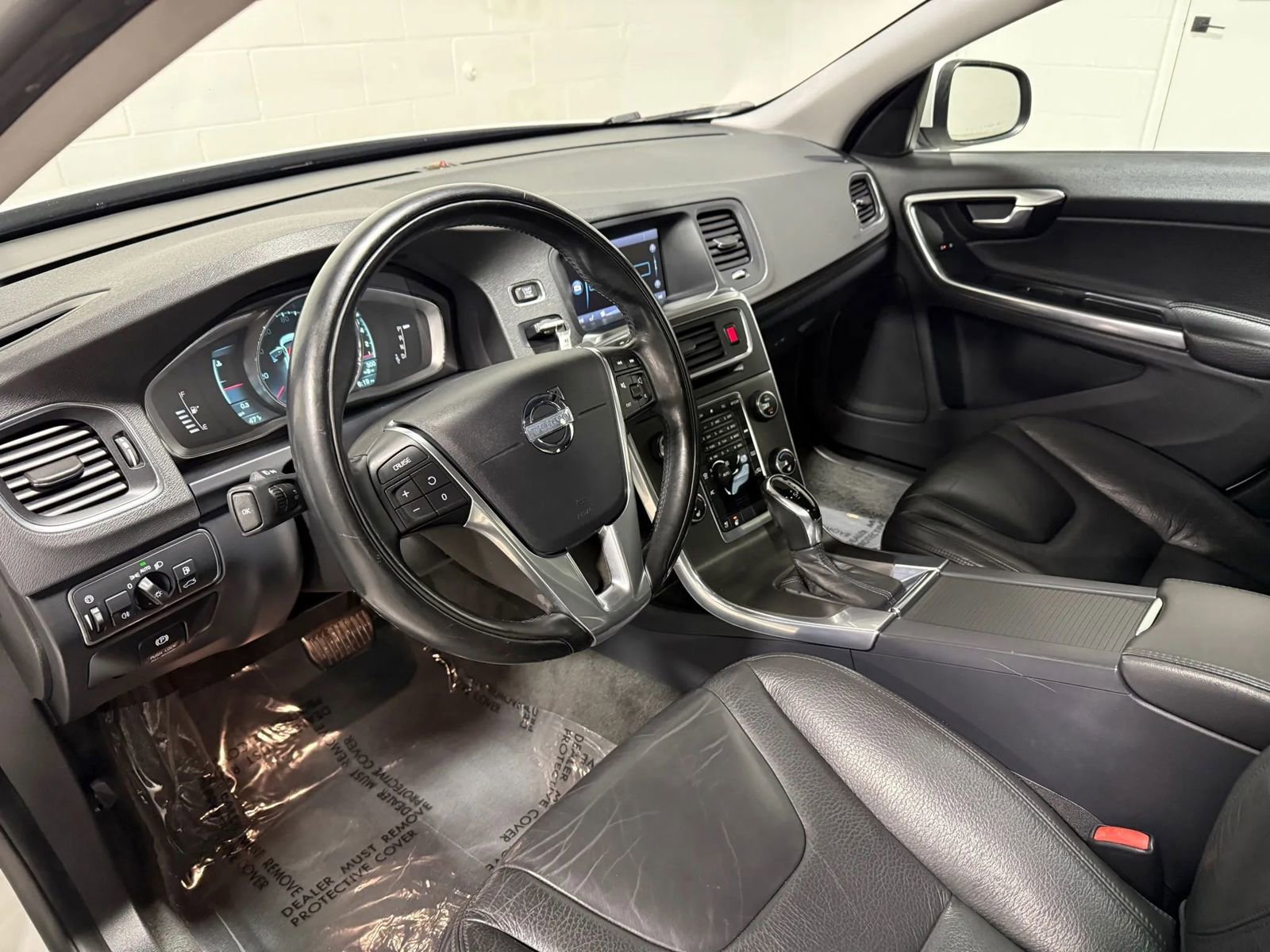 Used 2014 Volvo S60 T5 w/ Climate Package image 14