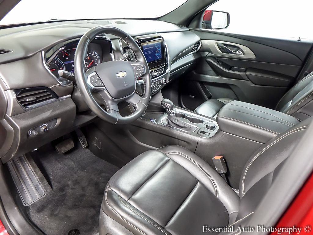 Used 2023 Chevrolet Traverse LT w/ LT Premium Package AWD/4WD image 10