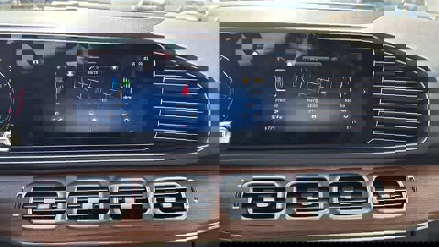 Certified 2025 Mercedes-Benz GLE 350 4MATIC image 21