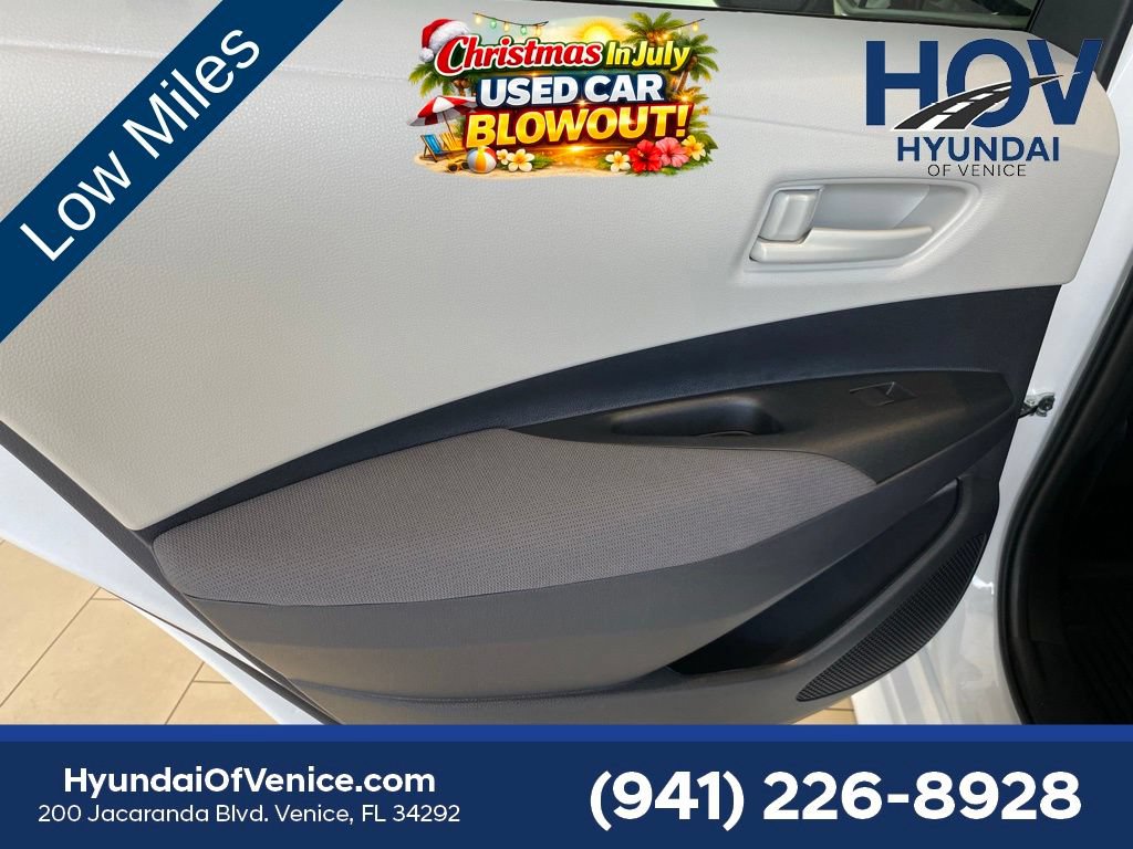Used 2026 Toyota Corolla LE FWD image 40