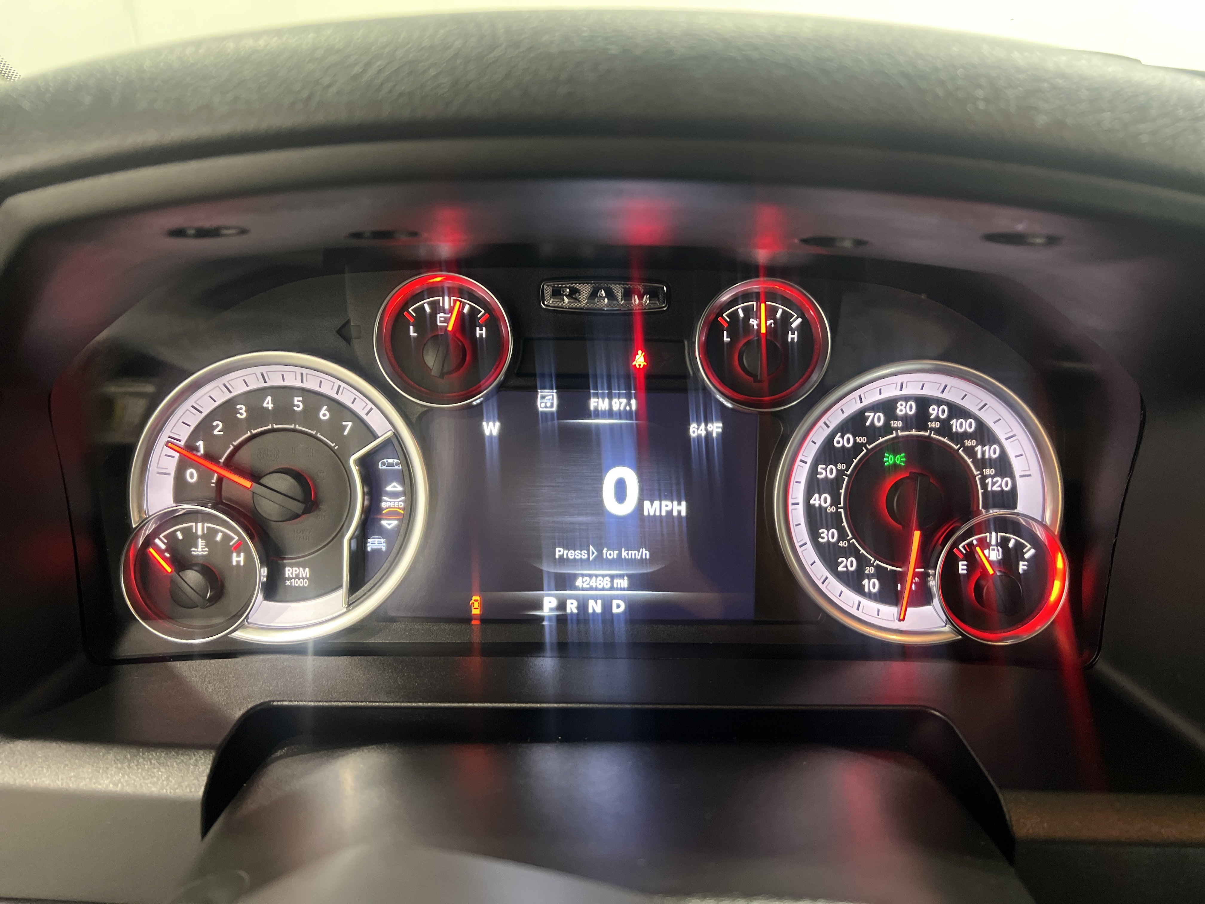 Used 2023 RAM 1500 Express w/ Wheel & Sound Group AWD/4WD image 6