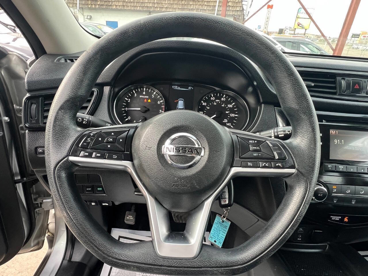 Used 2017 Nissan Rogue S FWD image 18