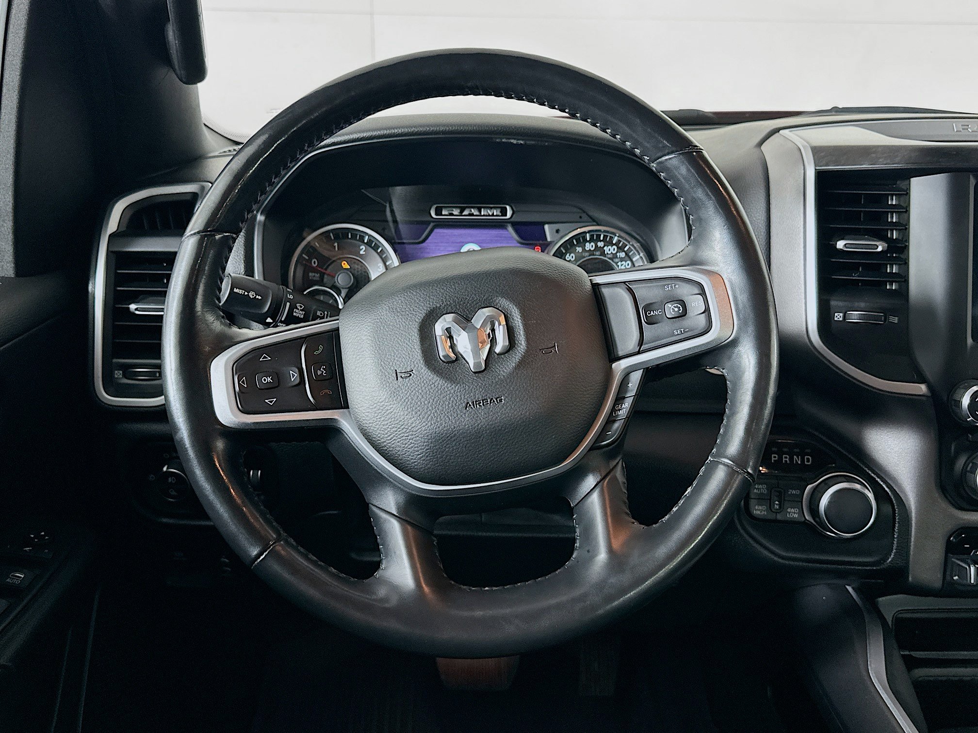 Used 2020 RAM 1500 Big Horn AWD/4WD image 17