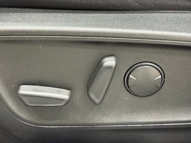 Used 2022 Ford Escape SE w/ Convenience Package image 19
