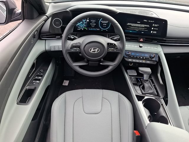 New 2026 Hyundai Elantra Limited FWD image 9