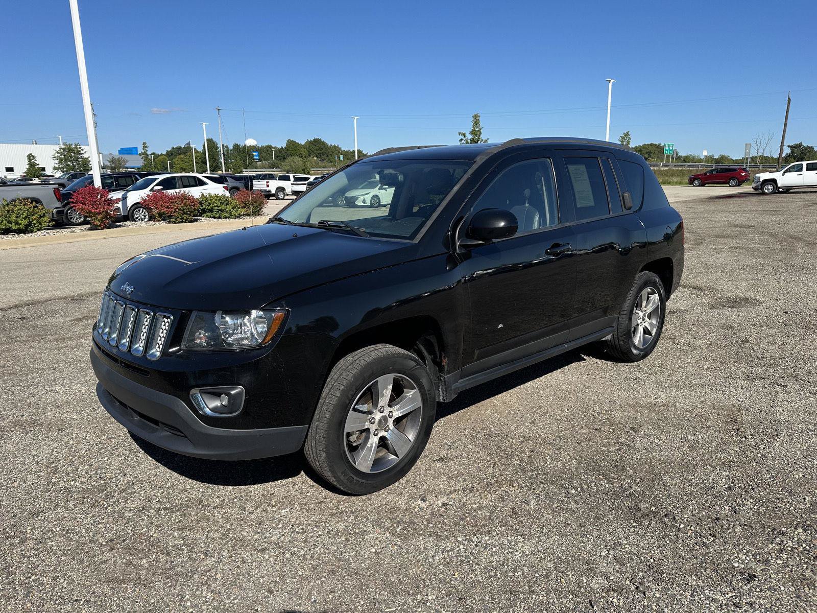 Used 2017 Jeep Compass High Altitude FWD image 11