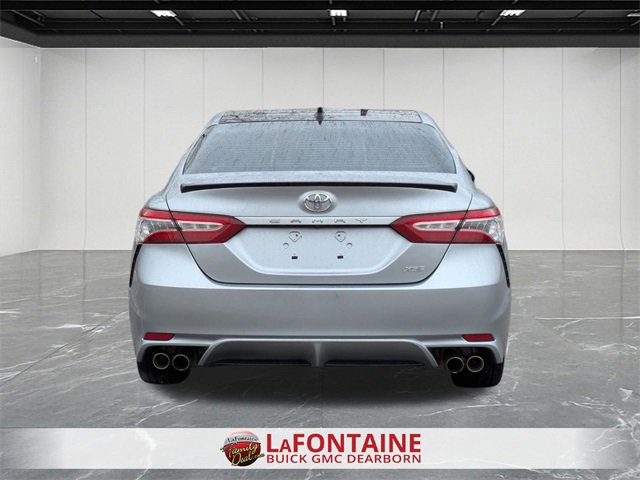 Used 2020 Toyota Camry XSE image 4