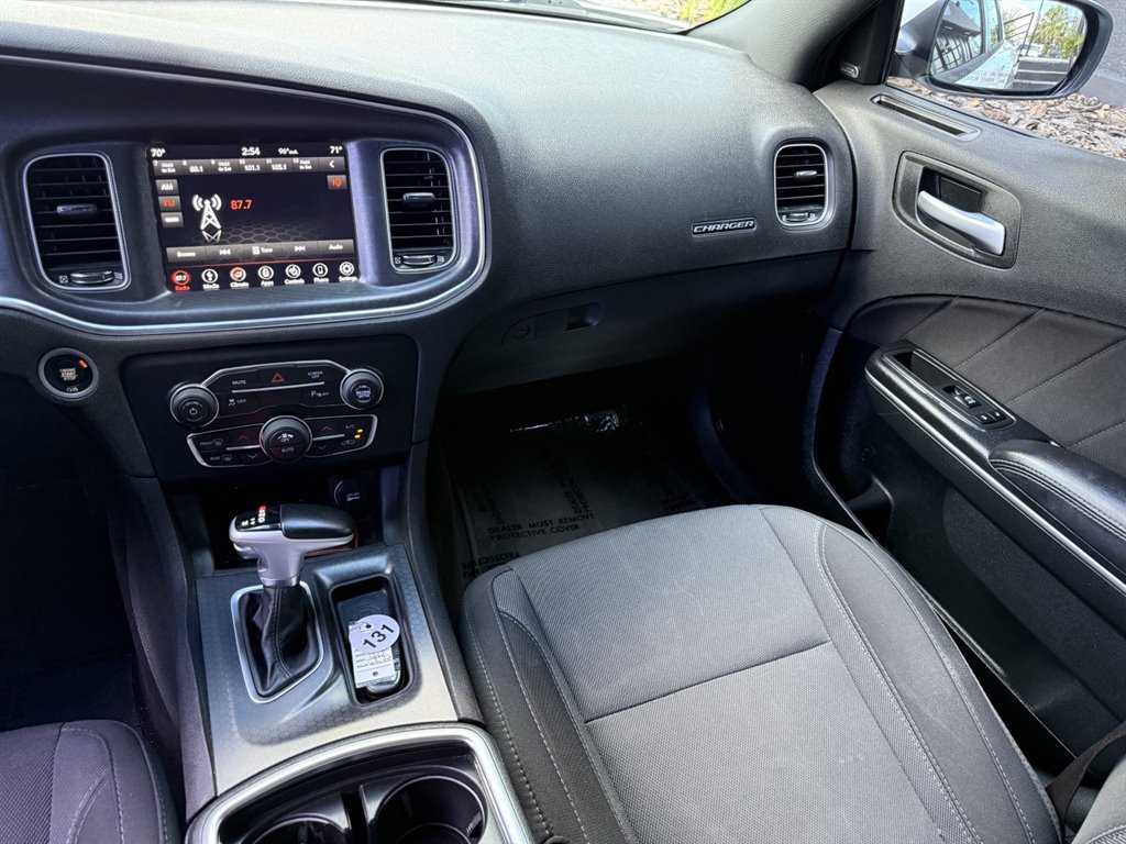 Used 2018 Dodge Charger SXT Plus RWD image 22