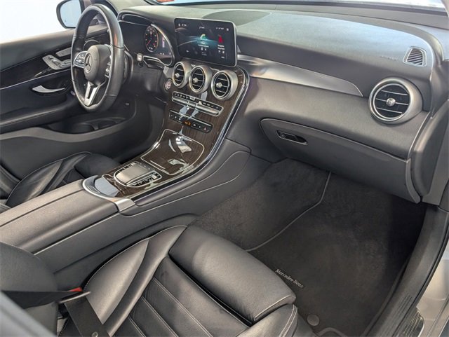 Used 2022 Mercedes-Benz GLC 300 image 16