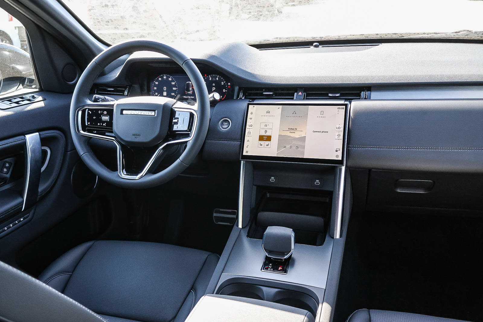 New 2026 Land Rover Discovery Sport Landmark AWD/4WD image 22