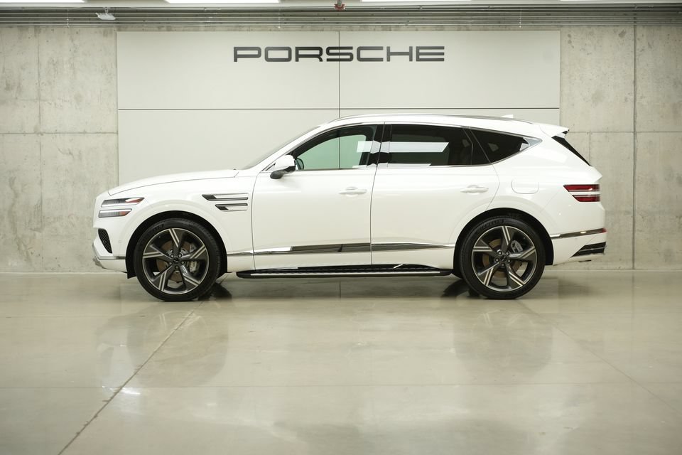 Used 2025 Genesis GV80 3.5T Prestige AWD/4WD image 2