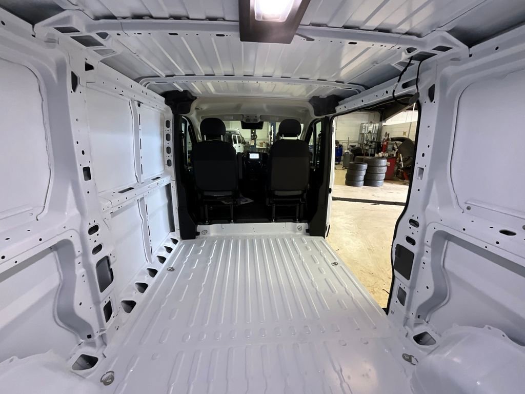New 2026 RAM ProMaster 1500 w/ Convenience Group image 4