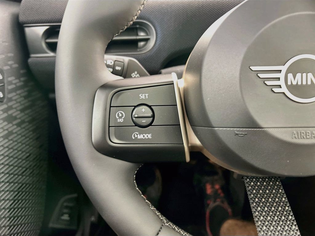 New 2026 MINI Cooper 2-Door Hardtop FWD image 11