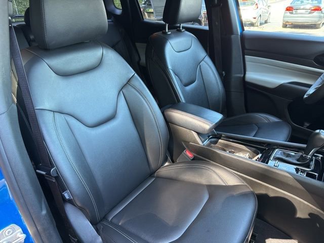 Used 2025 Jeep Compass Limited AWD/4WD image 28