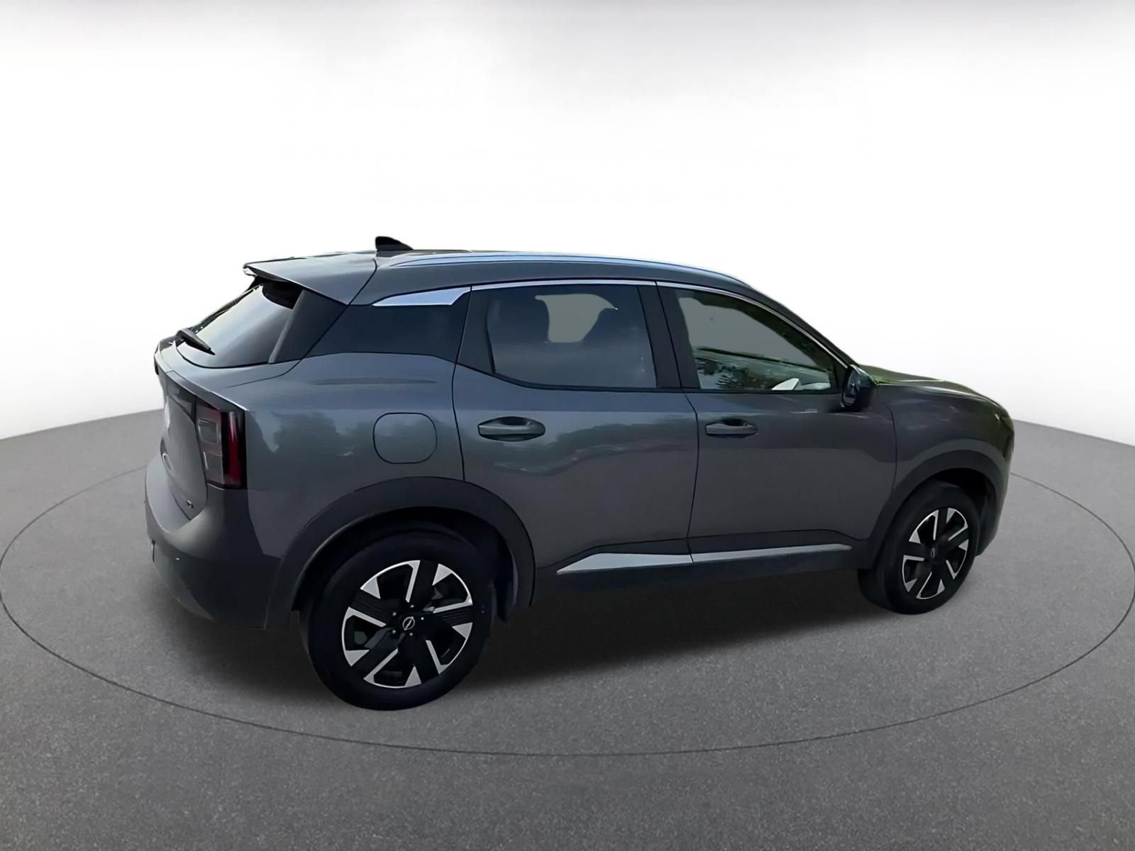 Used 2026 Nissan Kicks SV w/ Cold Weather Package AWD/4WD image 14
