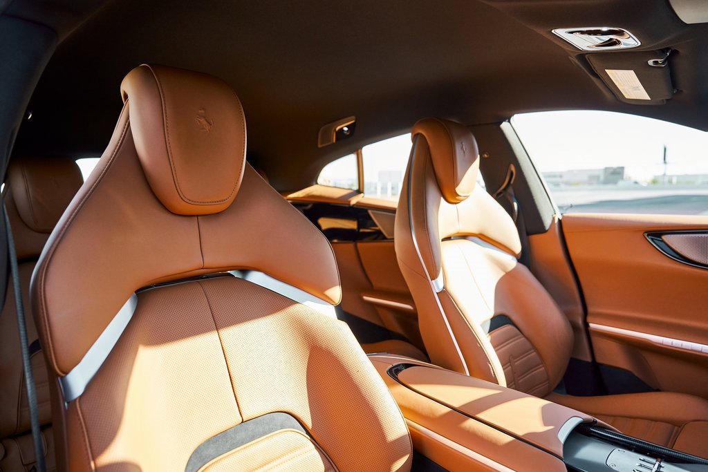 Used 2026 Ferrari Purosangue image 54