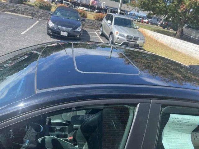 Used 2023 Kia Forte GT-Line w/ GT-Line Premium Package image 14