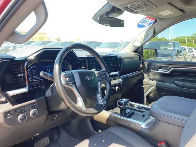 Used 2023 Chevrolet Silverado 1500 RST AWD/4WD image 10