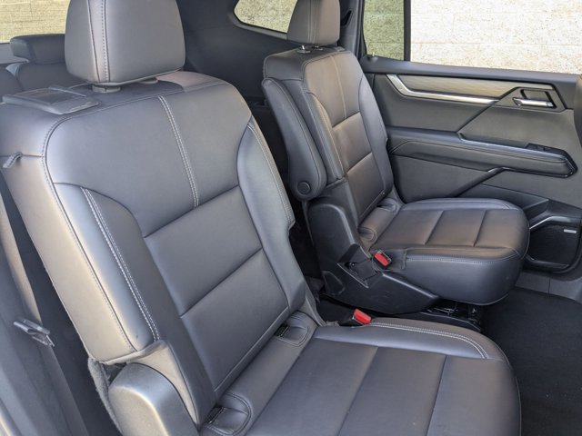 Used 2024 GMC Acadia Elevation image 21