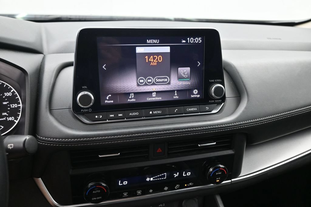 Used 2024 Nissan Rogue SV FWD image 14