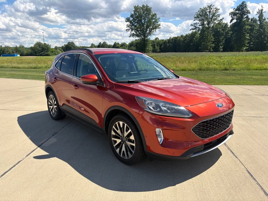 Used 2020 Ford Escape Titanium AWD/4WD image 8