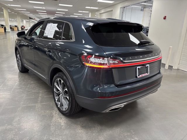 Used 2023 Lincoln Nautilus Reserve image 6