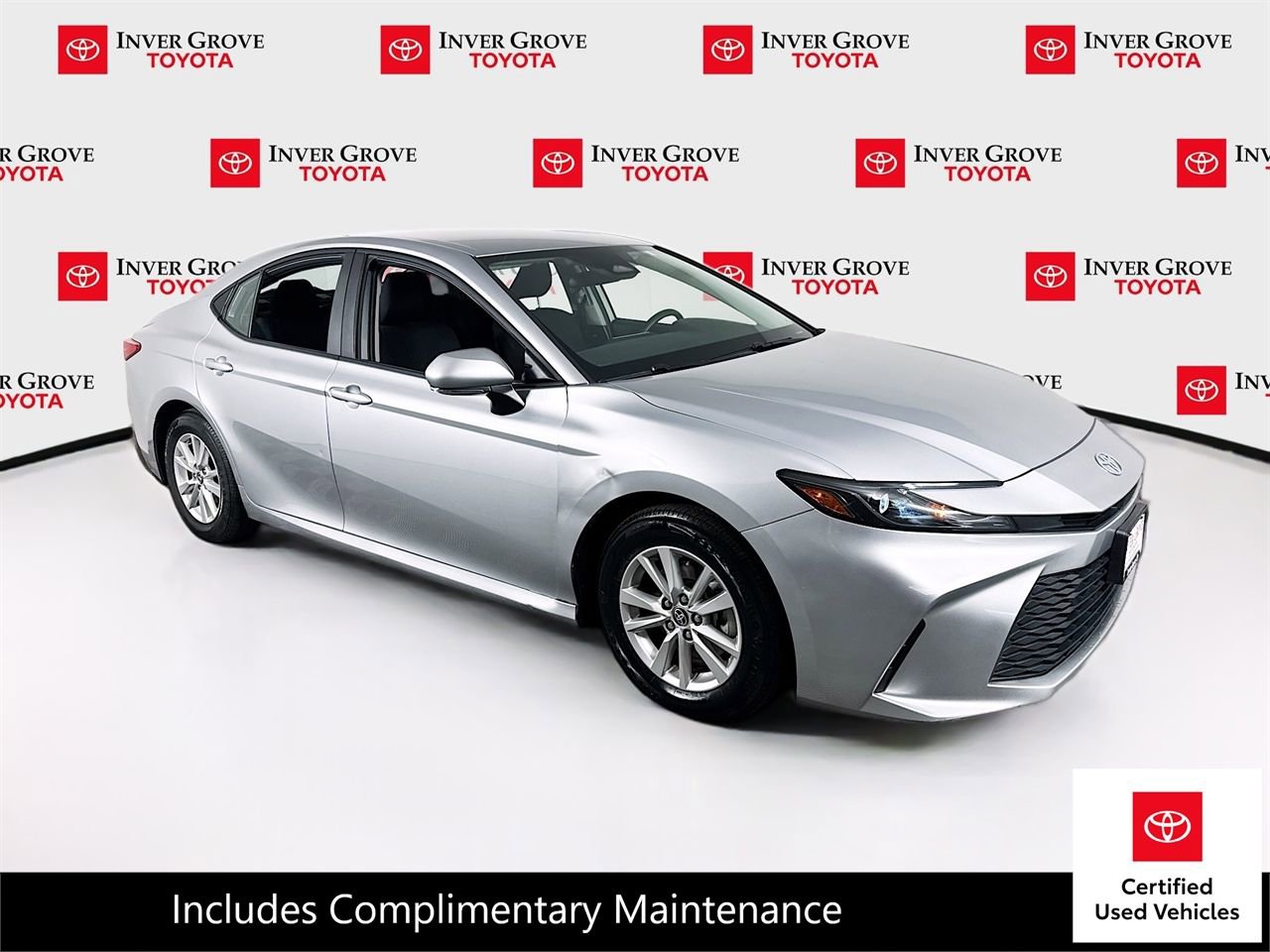 Certified 2025 Toyota Camry LE image 3