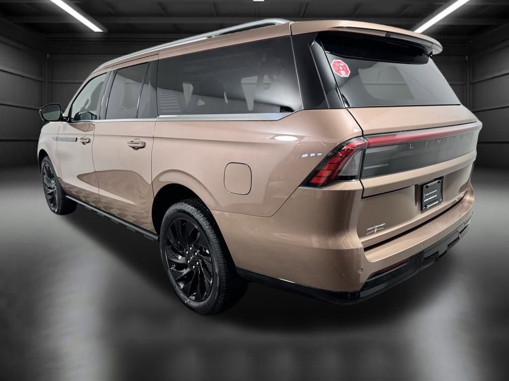 New 2025 Lincoln Navigator L Black Label image 3