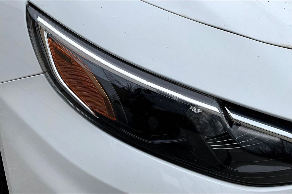 Used 2024 Chevrolet Malibu LT image 30
