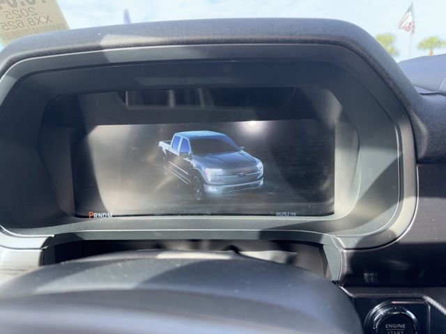 Used 2025 Ford F150 Lariat w/ Equipment Group 501A Mid image 11