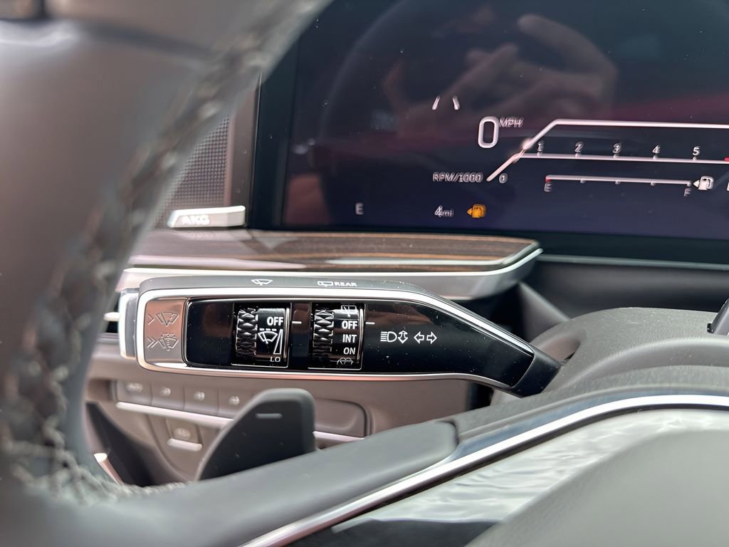 New 2026 Cadillac Escalade Luxury w/ LPO, Floor Liner Package image 36