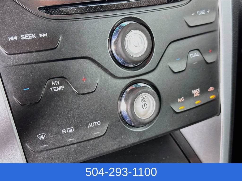 Used 2015 Ford Explorer XLT w/ Equipment Group 202A FWD image 16