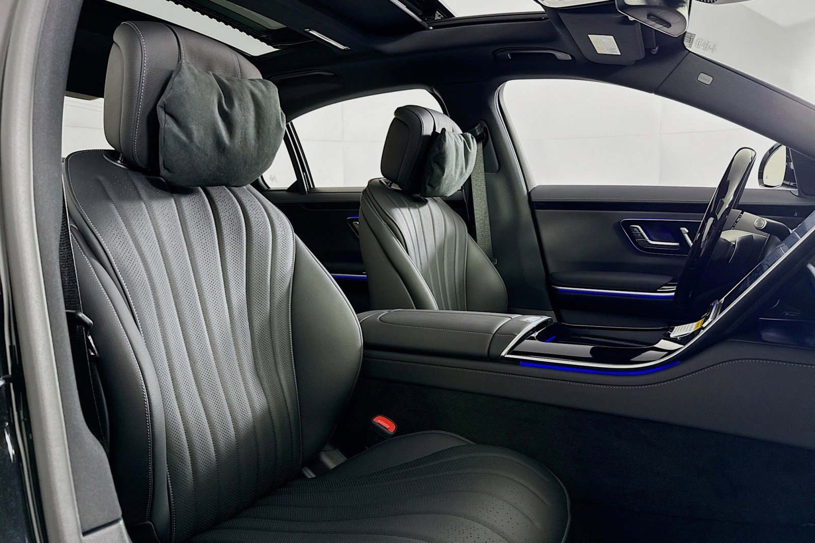 New 2026 Mercedes-Benz S 500 4MATIC image 6