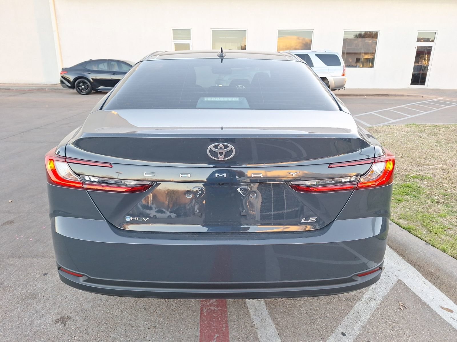 Used 2026 Toyota Camry LE w/ Convenience Package image 5