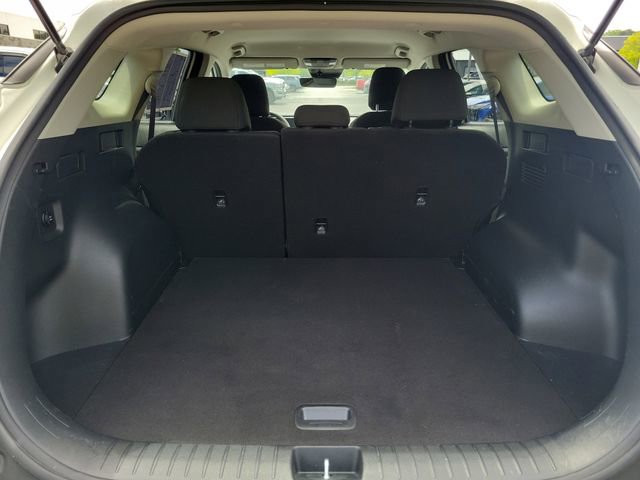 Certified 2025 Kia Sportage LX FWD image 8