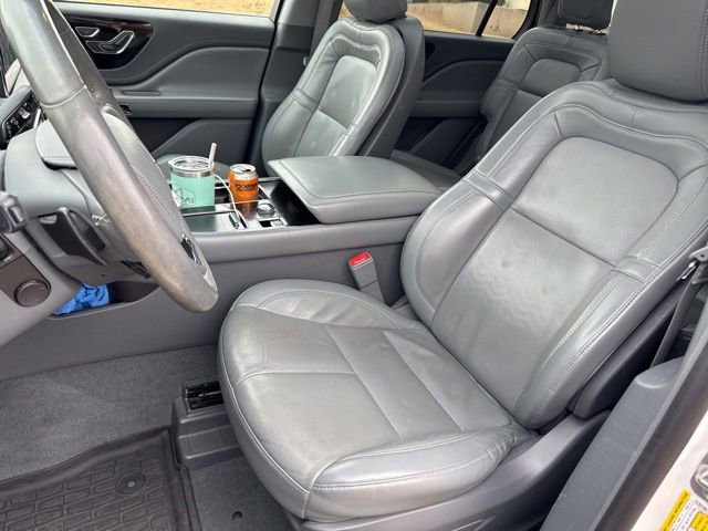 Used 2021 Lincoln Aviator Reserve w/ Equipment Group 201A image 9