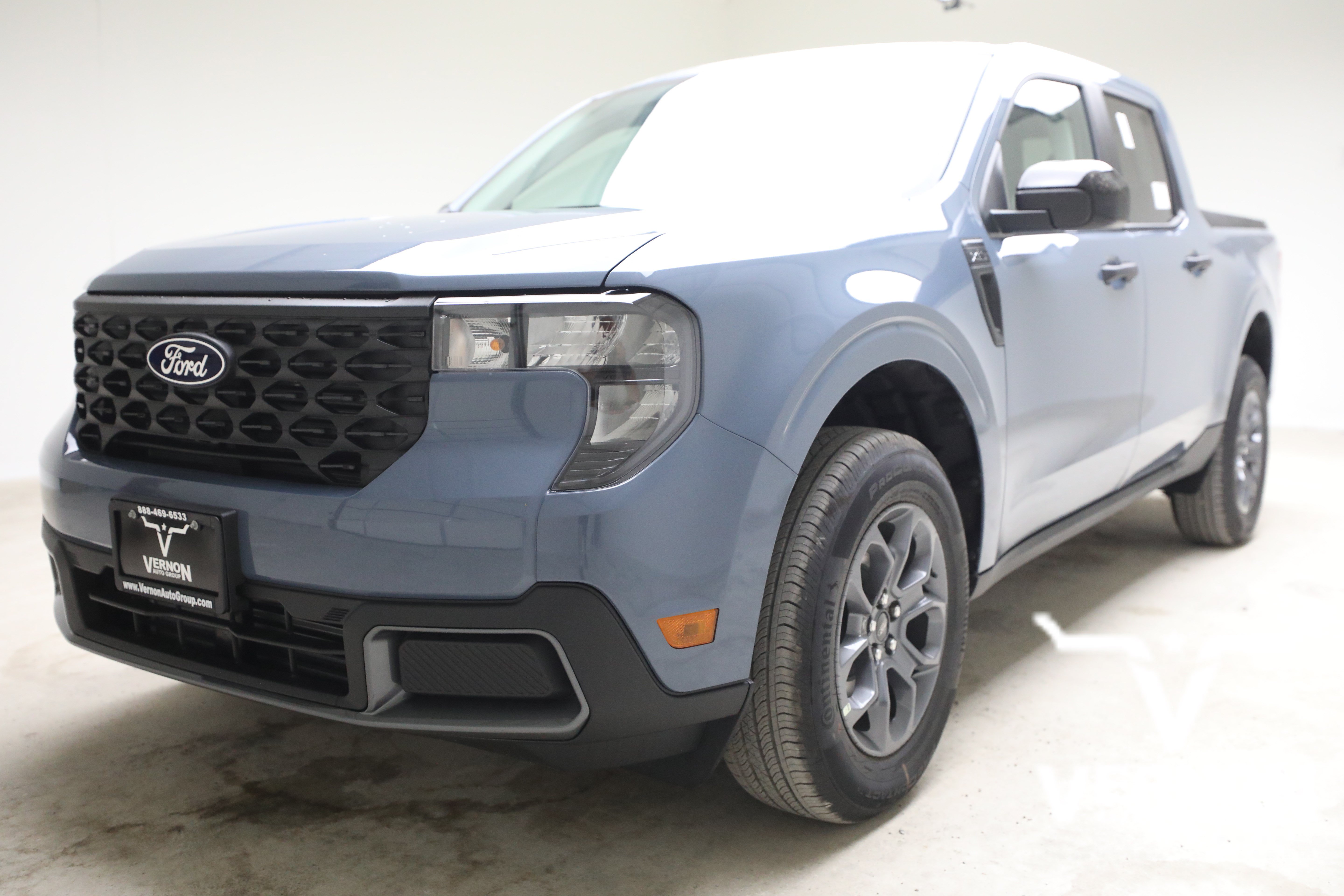 New 2026 Ford Maverick XLT w/ XLT Luxury Package FWD image 1