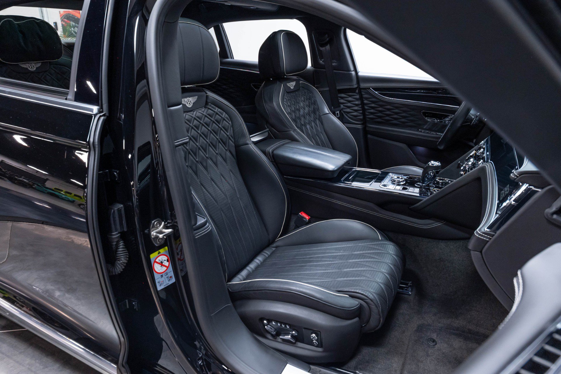 Used 2020 Bentley Flying Spur W12 AWD/4WD image 57