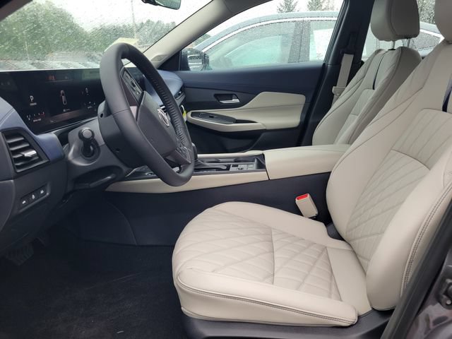 New 2026 Nissan Sentra SL w/ Floor Mat Package FWD image 17