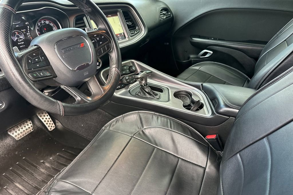 Used 2020 Dodge Challenger R/T RWD image 10